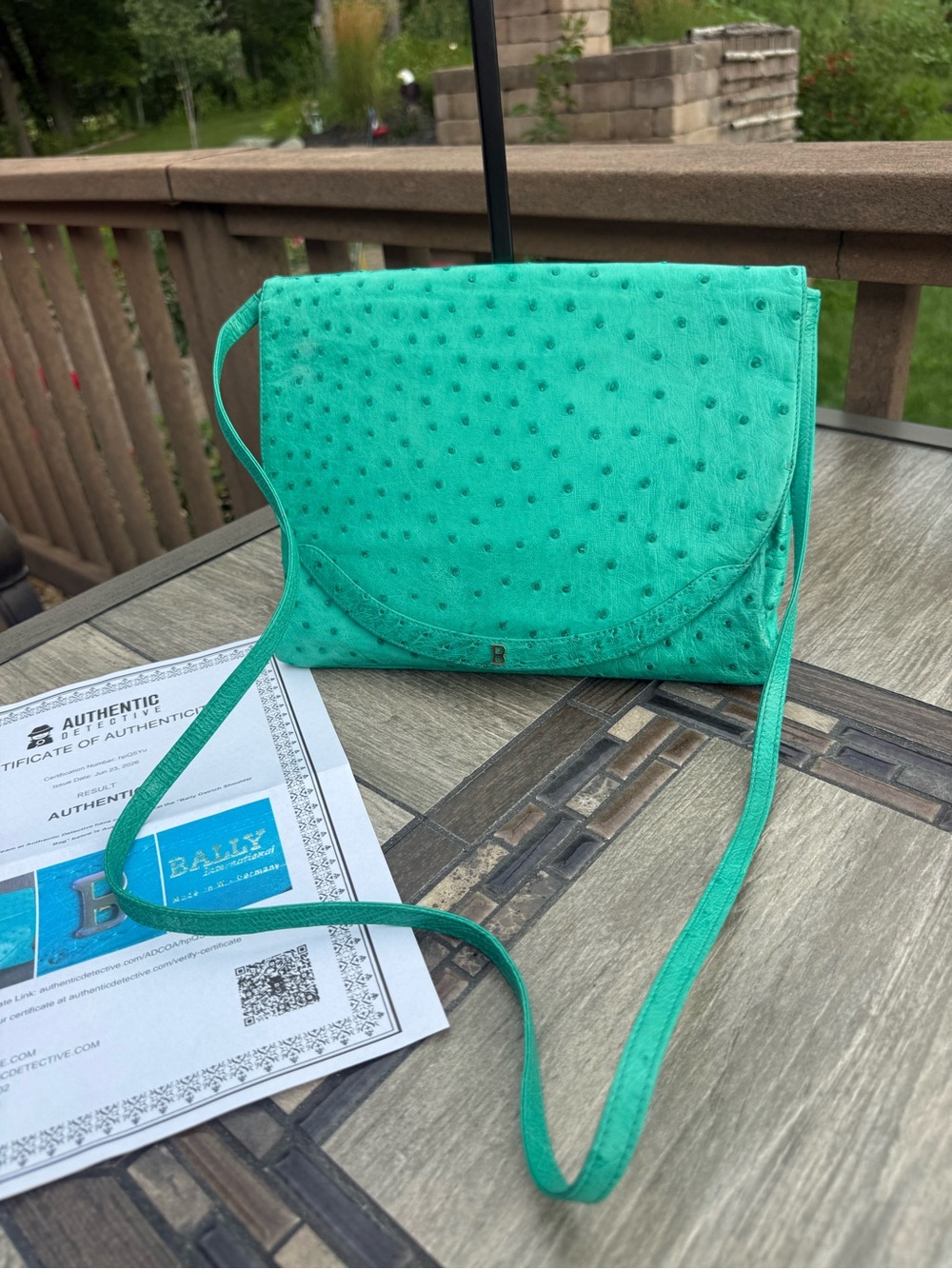 EUC Vintage Bally Turquoise Genuine ostrich leather shoulder bag